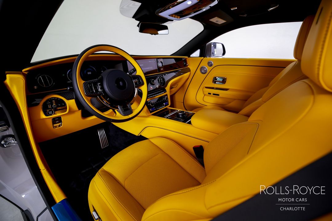 2025 Rolls-Royce Black Badge Spectre