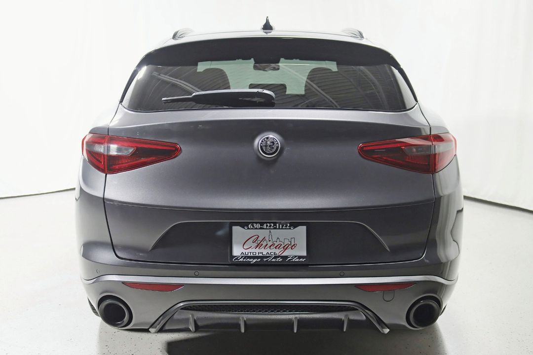 2022 Alfa Romeo Stelvio