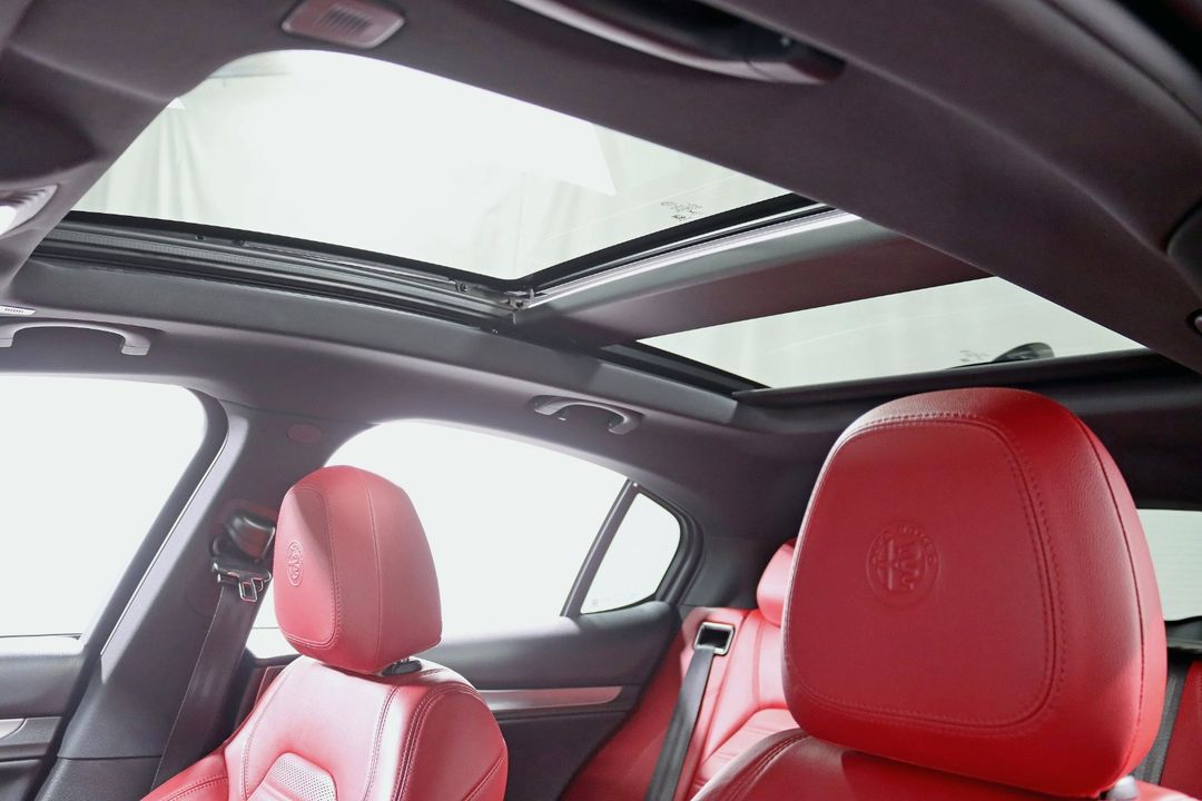 2022 Alfa Romeo Stelvio