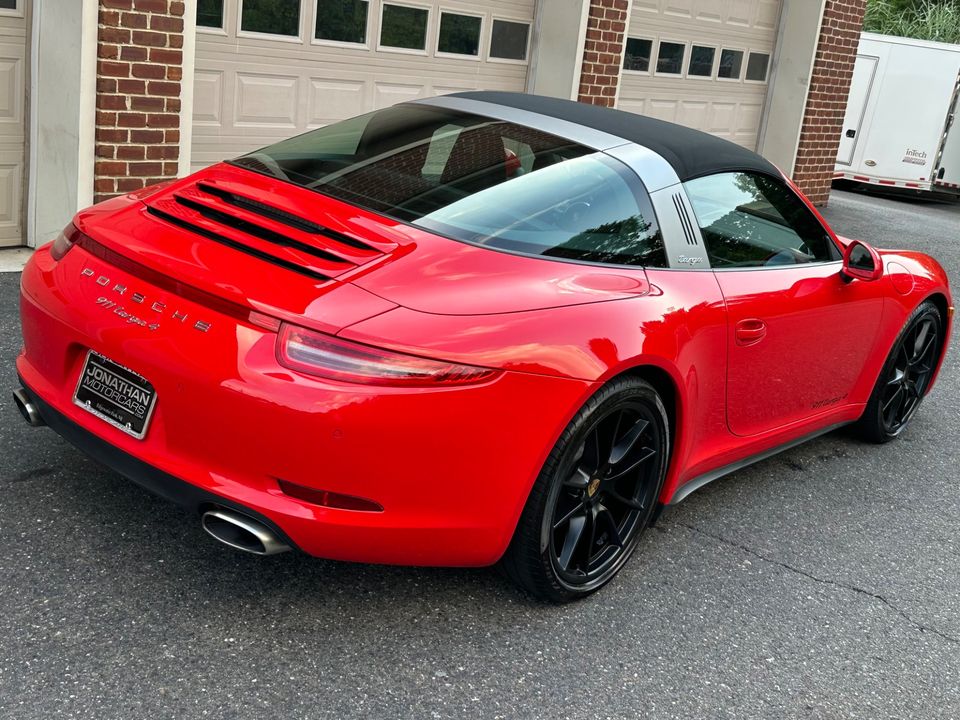 2016 Porsche 911