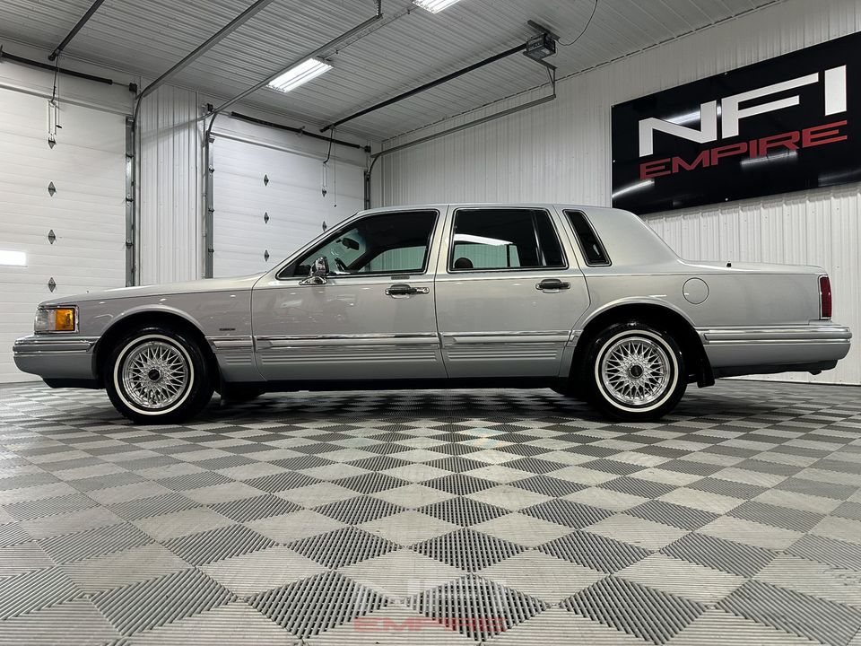 1994 Lincoln Town Car