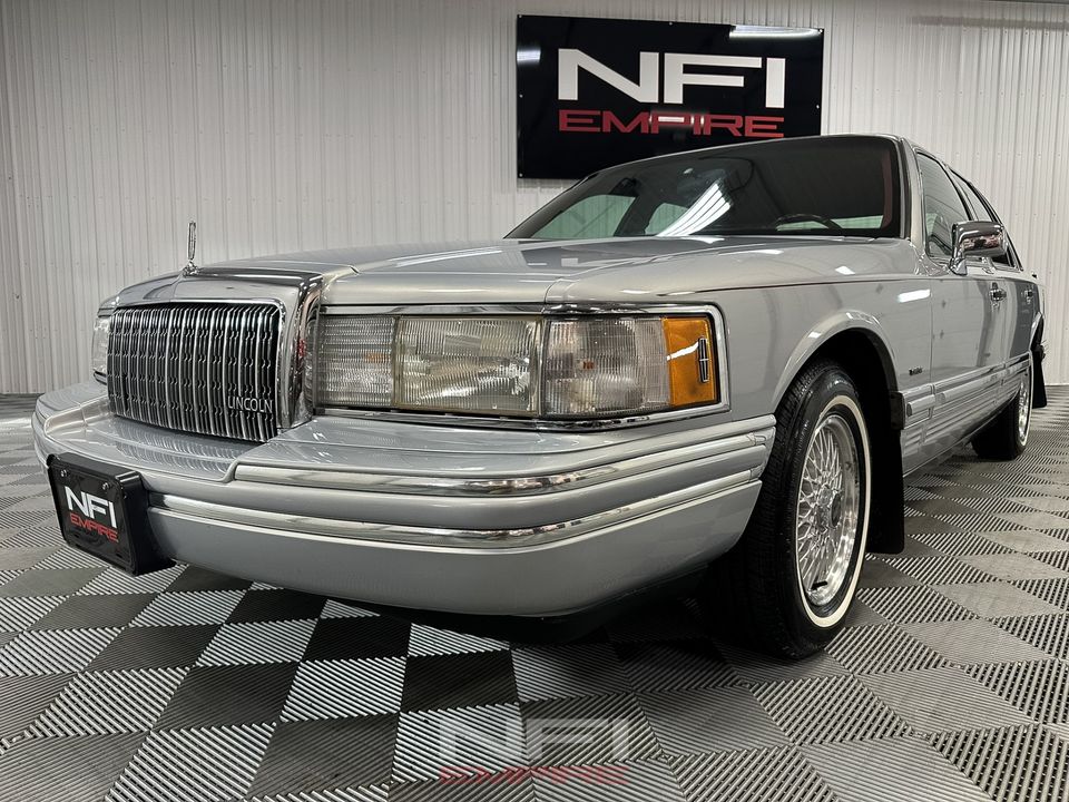 1994 Lincoln Town Car