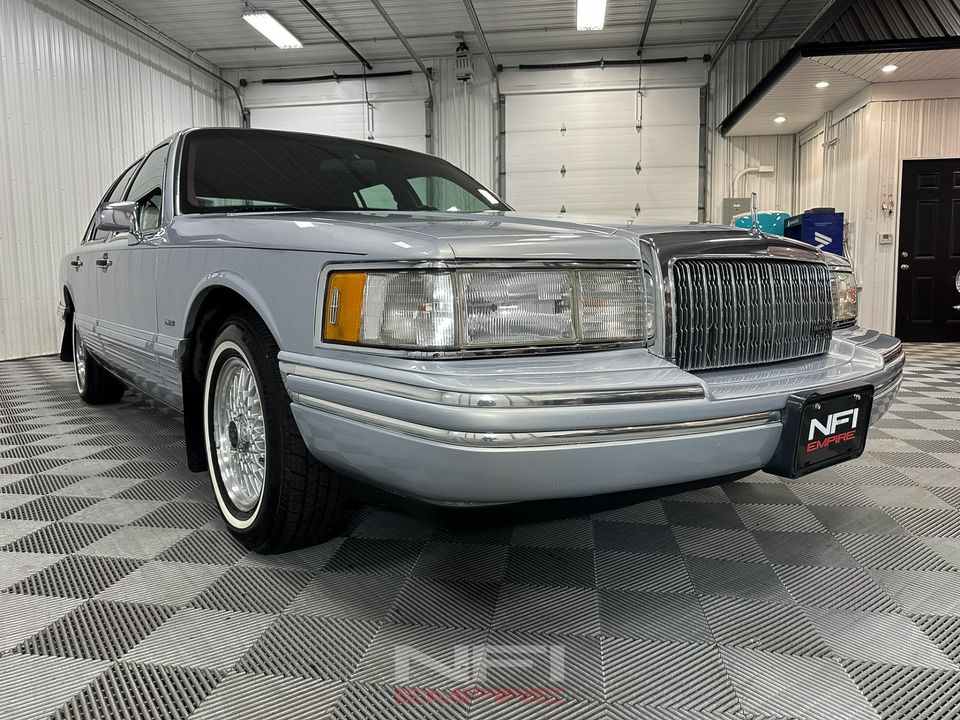 1994 Lincoln Town Car