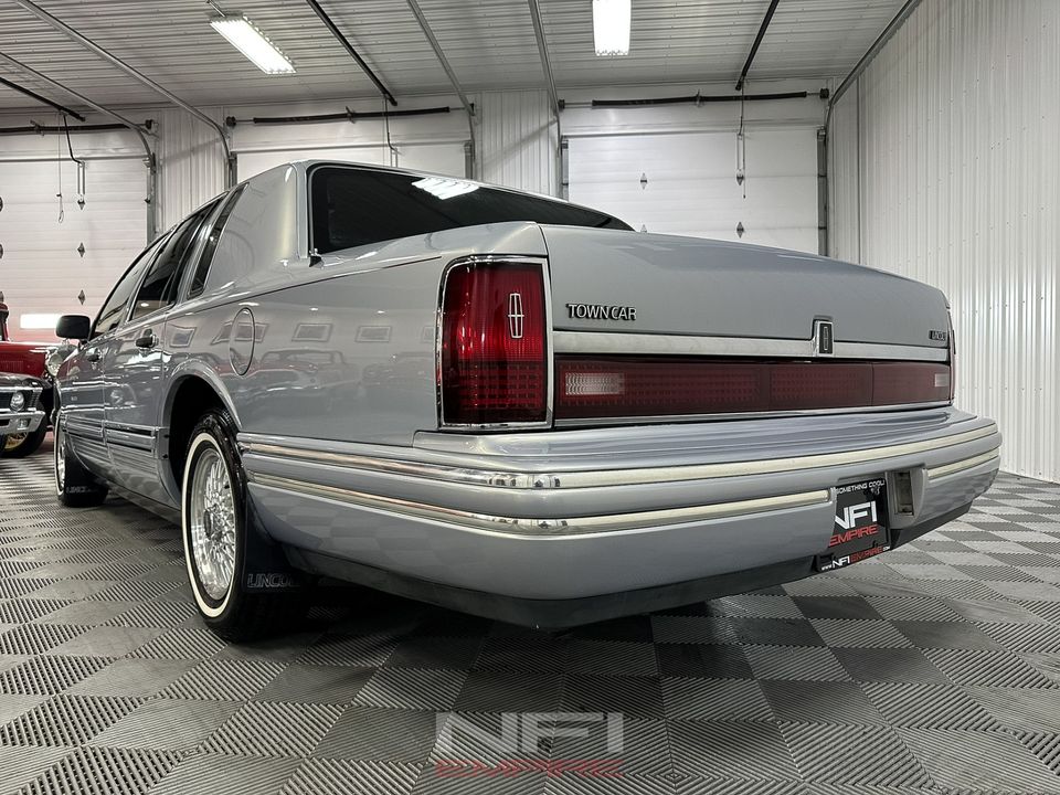 1994 Lincoln Town Car
