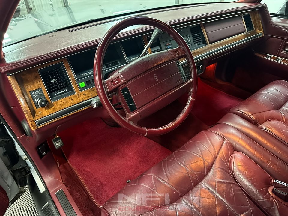 1994 Lincoln Town Car