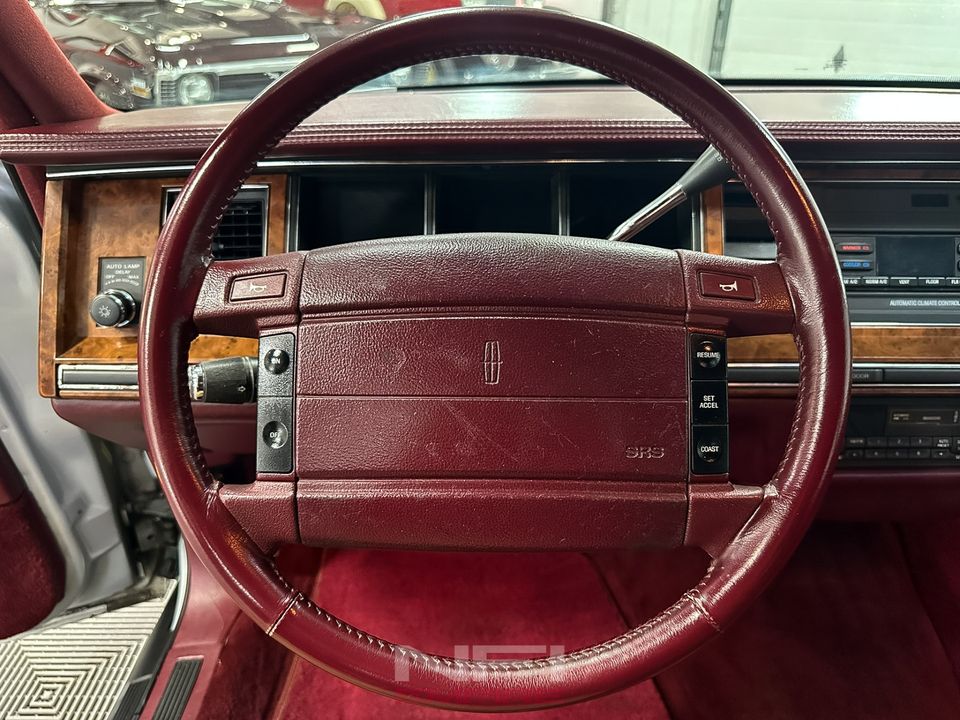 1994 Lincoln Town Car