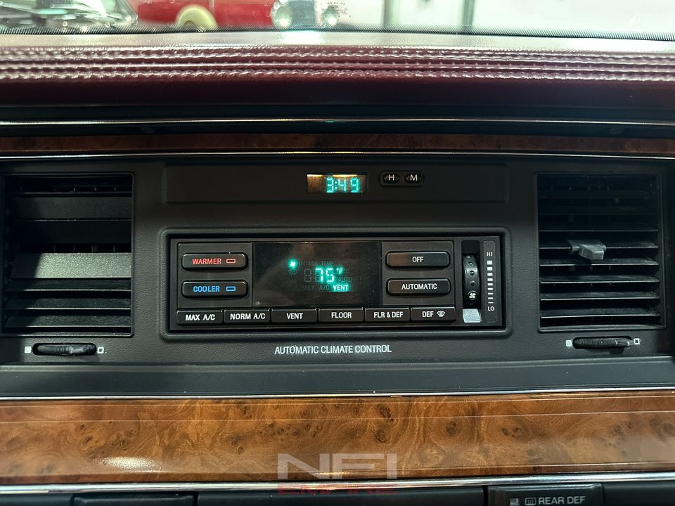 1994 Lincoln Town Car