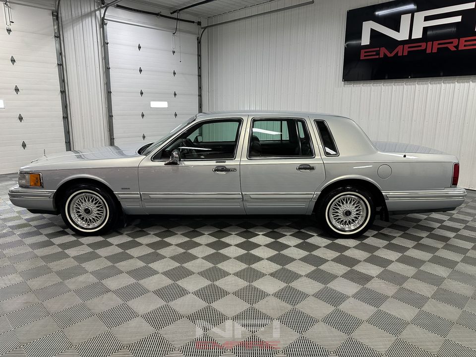 1994 Lincoln Town Car