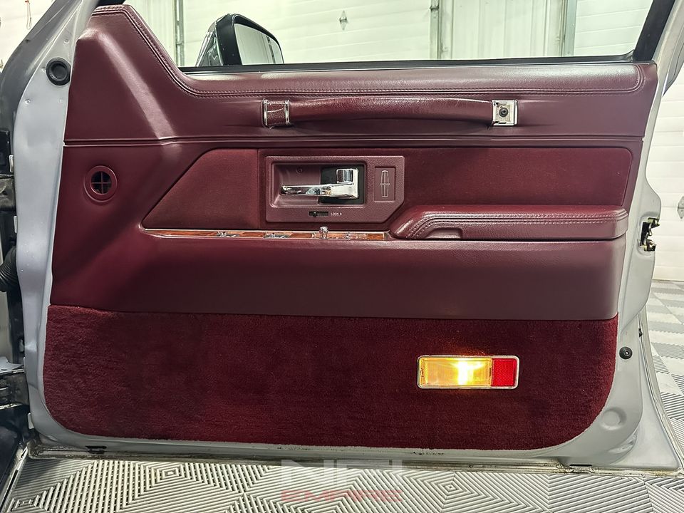 1994 Lincoln Town Car