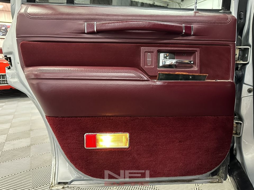 1994 Lincoln Town Car