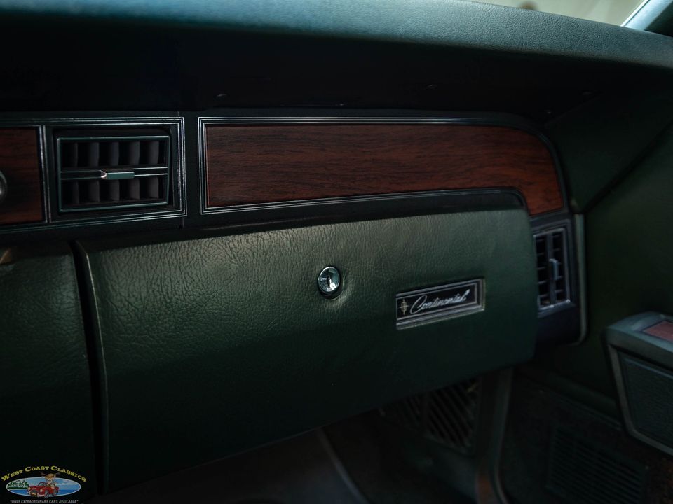 1973 Lincoln Continental 460