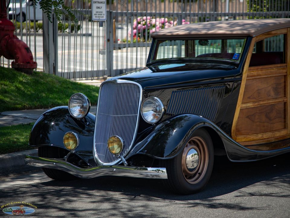1934 Ford WOODY HAWAIIAN WAGON SPCN TITLED