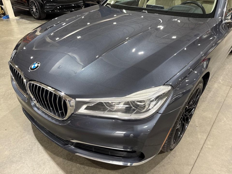 2017 BMW 750i