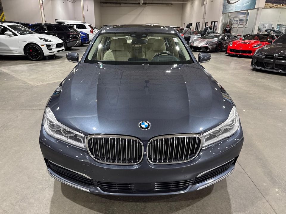 2017 BMW 750i
