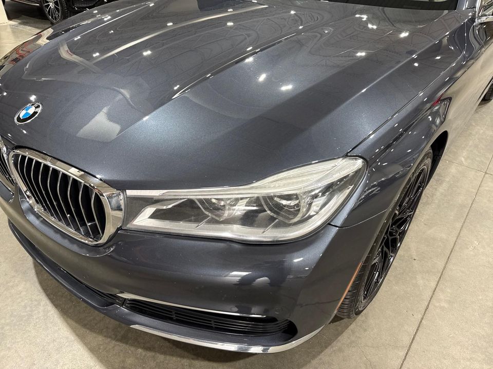 2017 BMW 750i