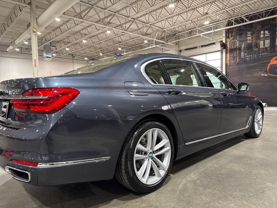 2017 BMW 750i