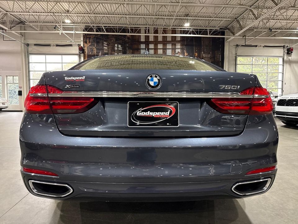 2017 BMW 750i