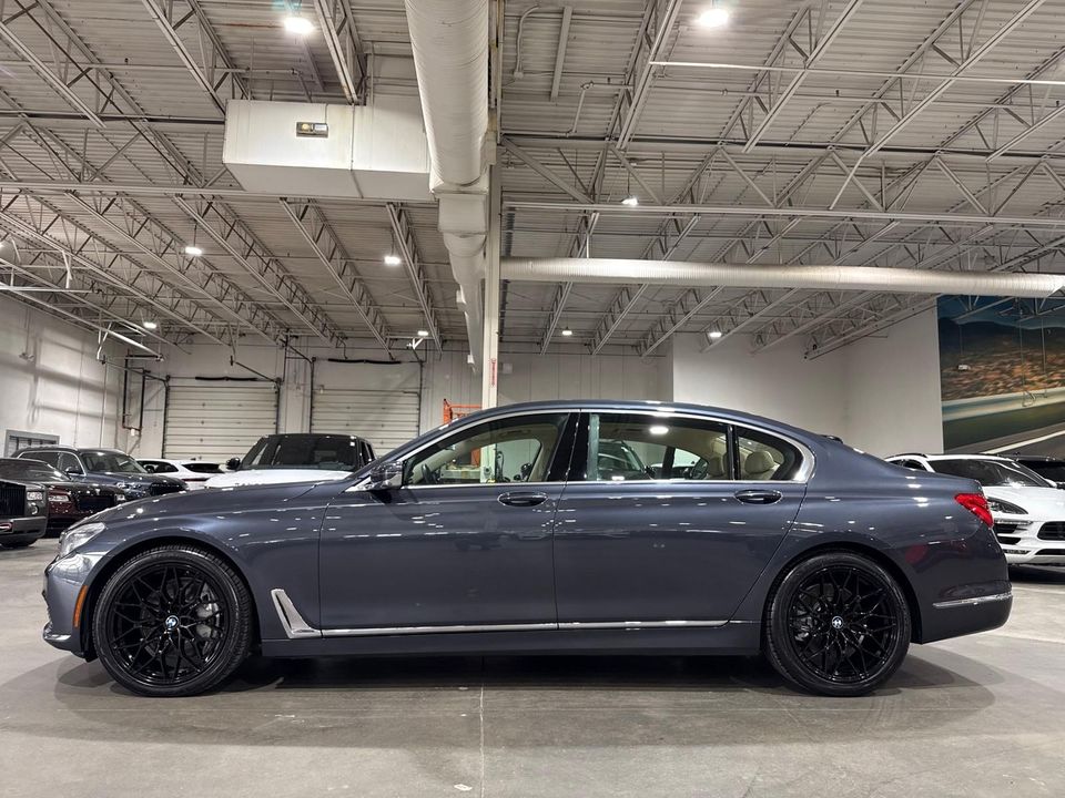2017 BMW 750i