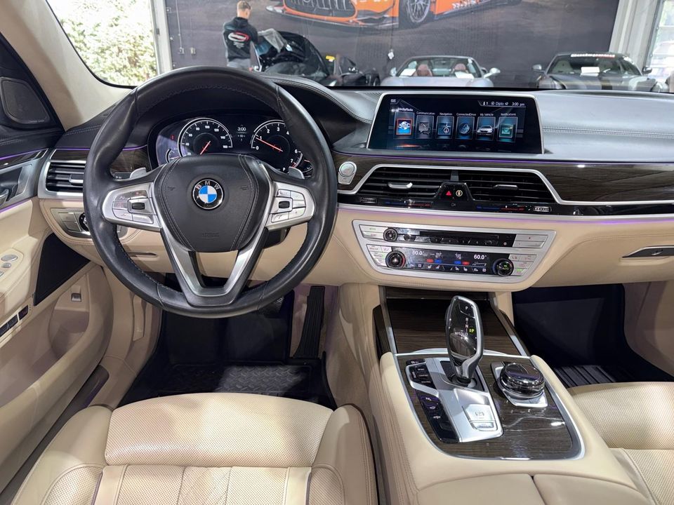 2017 BMW 750i