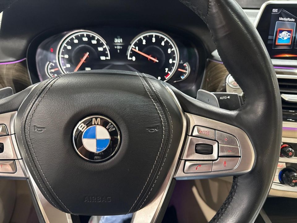 2017 BMW 750i