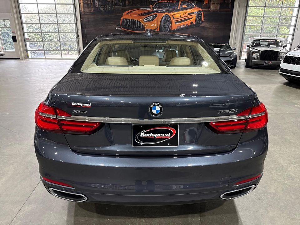 2017 BMW 750i