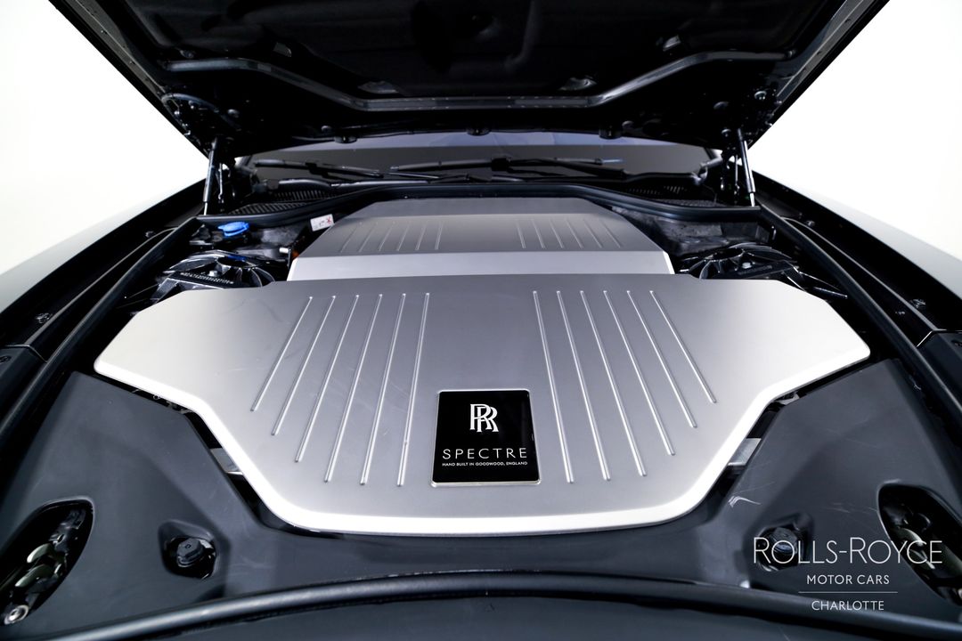 2025 Rolls-Royce Spectre