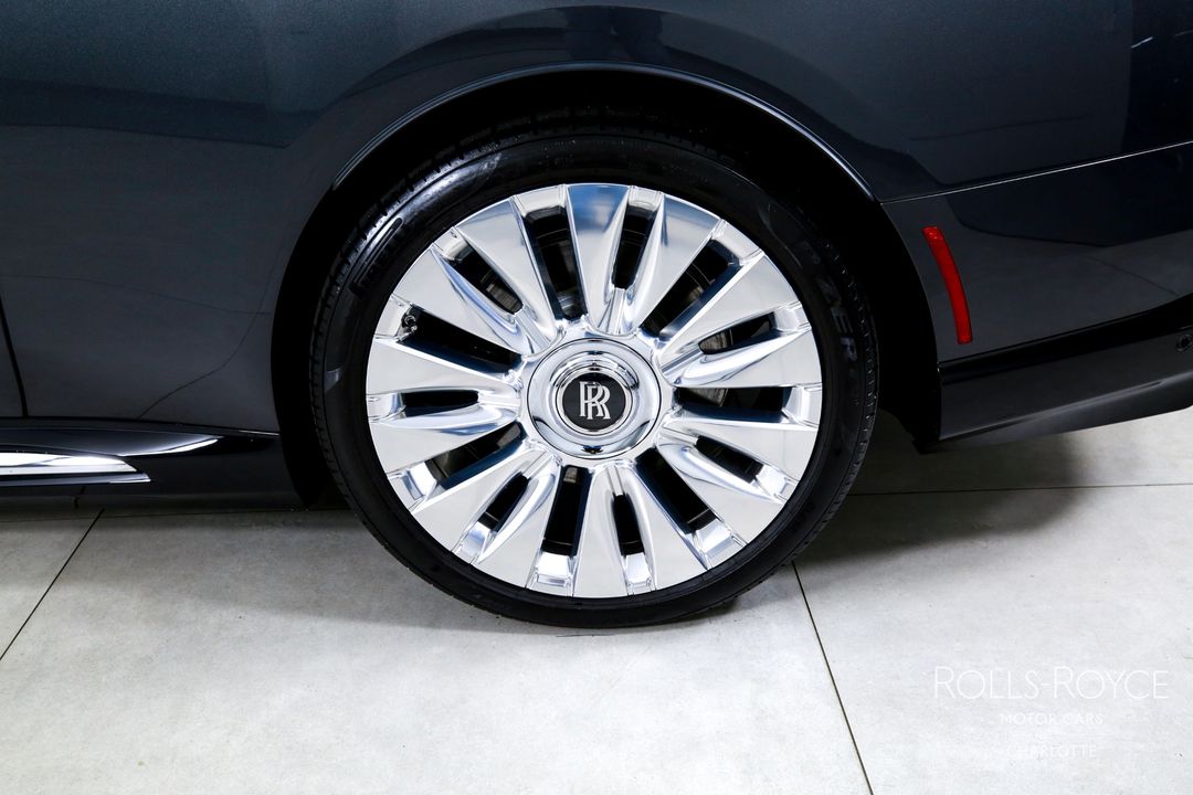 2025 Rolls-Royce Spectre