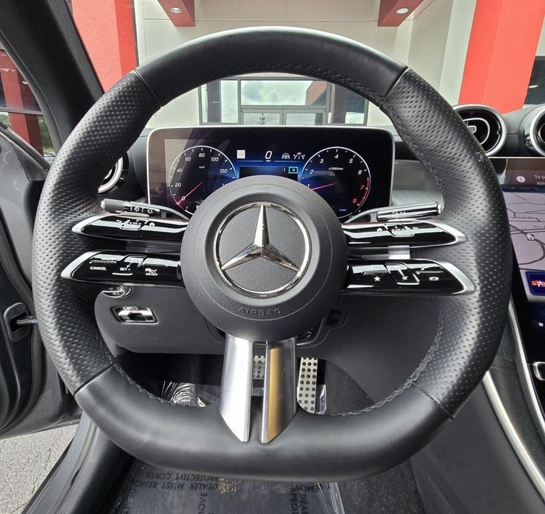 2023 Mercedes-Benz GLC