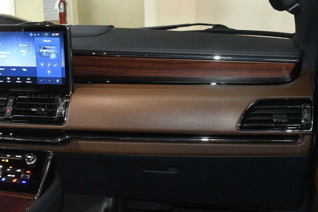 2023 Lincoln Navigator