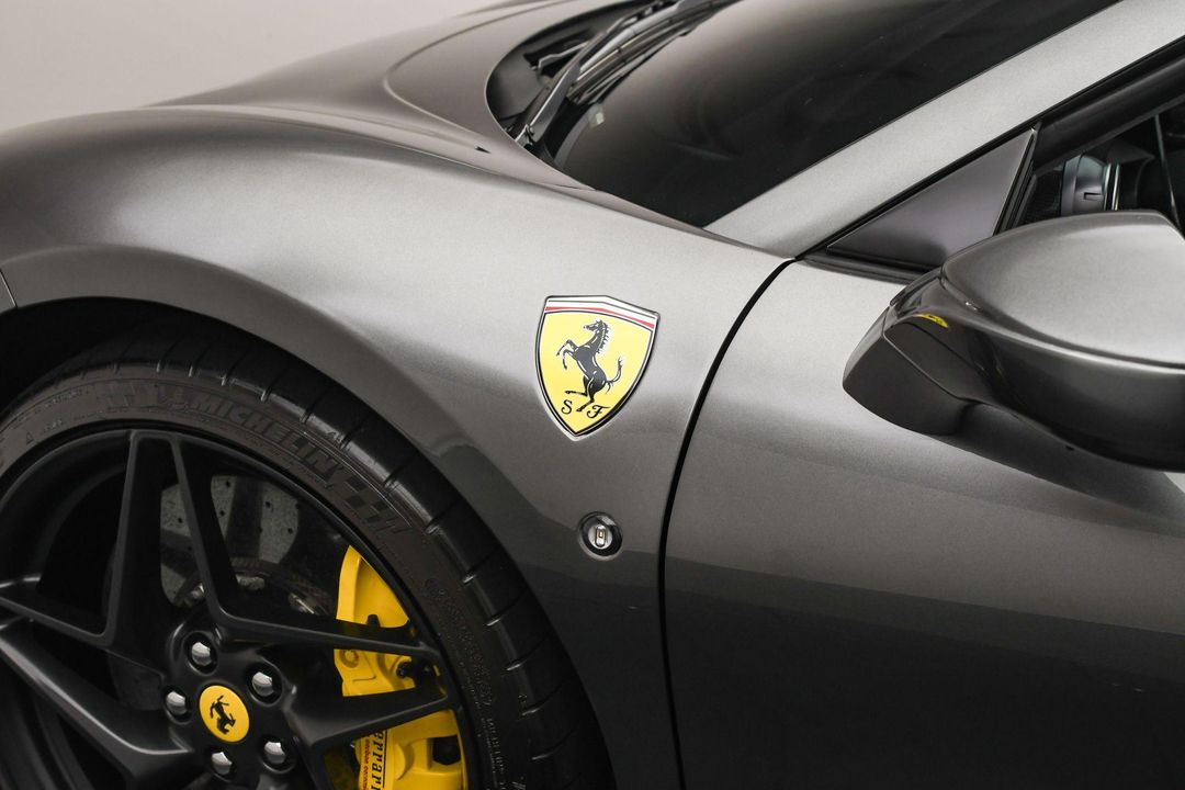 2022 Ferrari F8 Spider