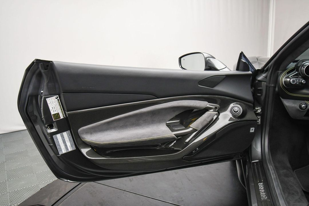 2022 Ferrari F8 Spider