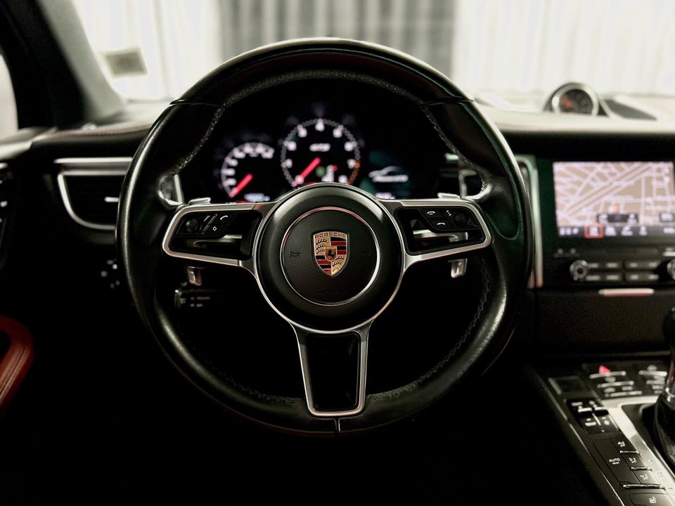 2018 Porsche Macan