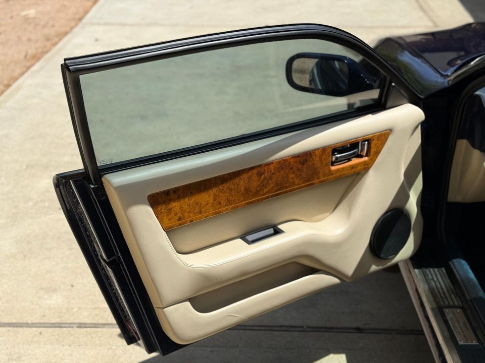 1998 Aston Martin V8 Coupe