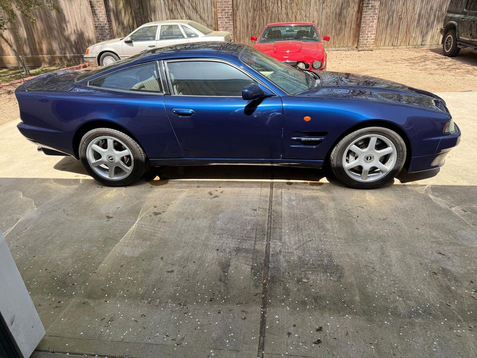 1998 Aston Martin V8 Coupe