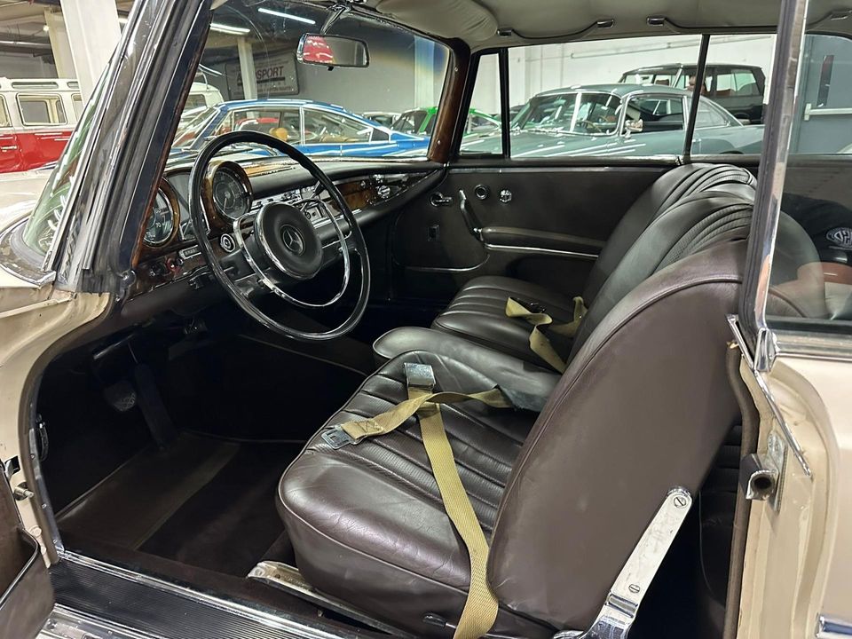 1967 Mercedes-Benz 300 SE