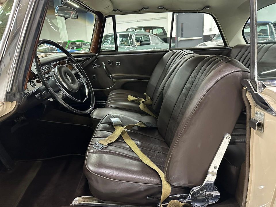 1967 Mercedes-Benz 300 SE