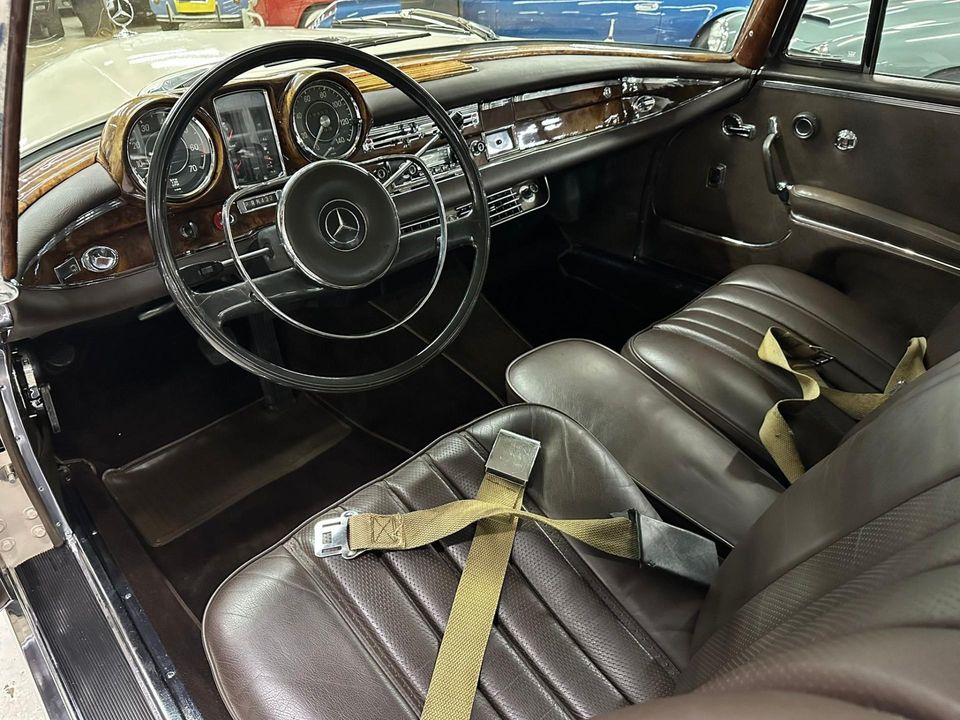 1967 Mercedes-Benz 300 SE