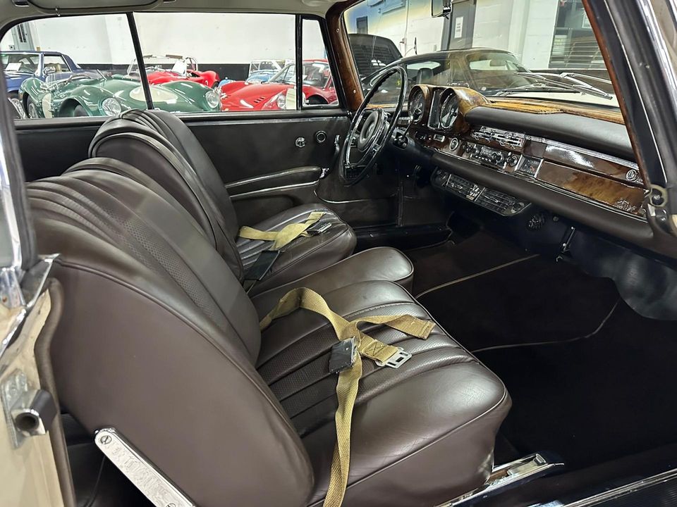 1967 Mercedes-Benz 300 SE