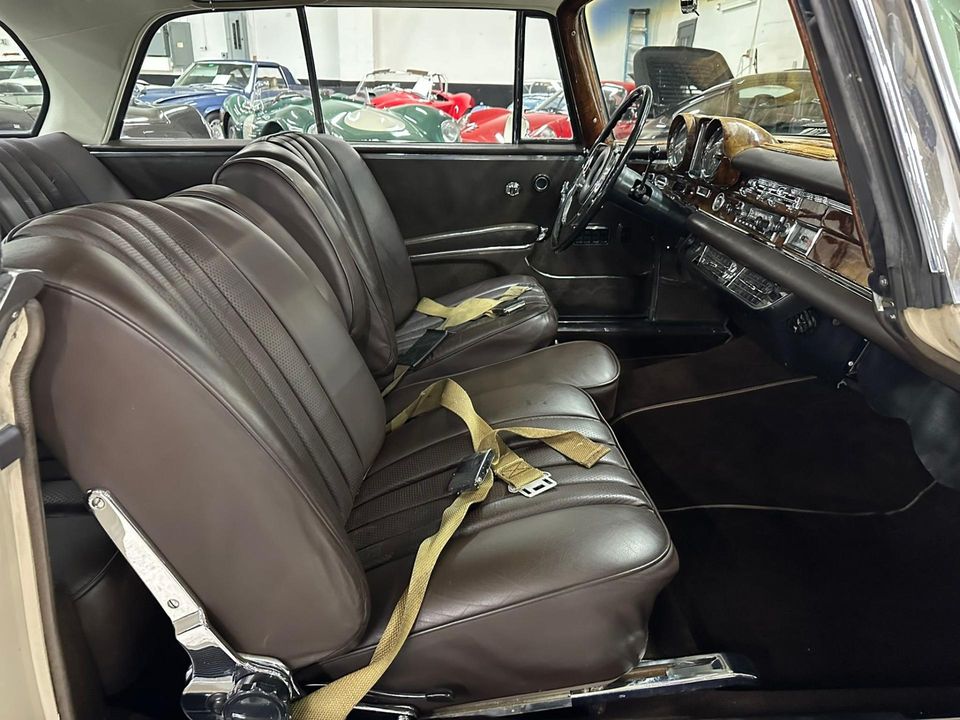 1967 Mercedes-Benz 300 SE