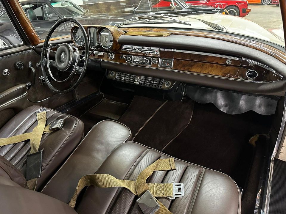 1967 Mercedes-Benz 300 SE