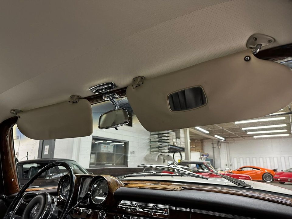 1967 Mercedes-Benz 300 SE