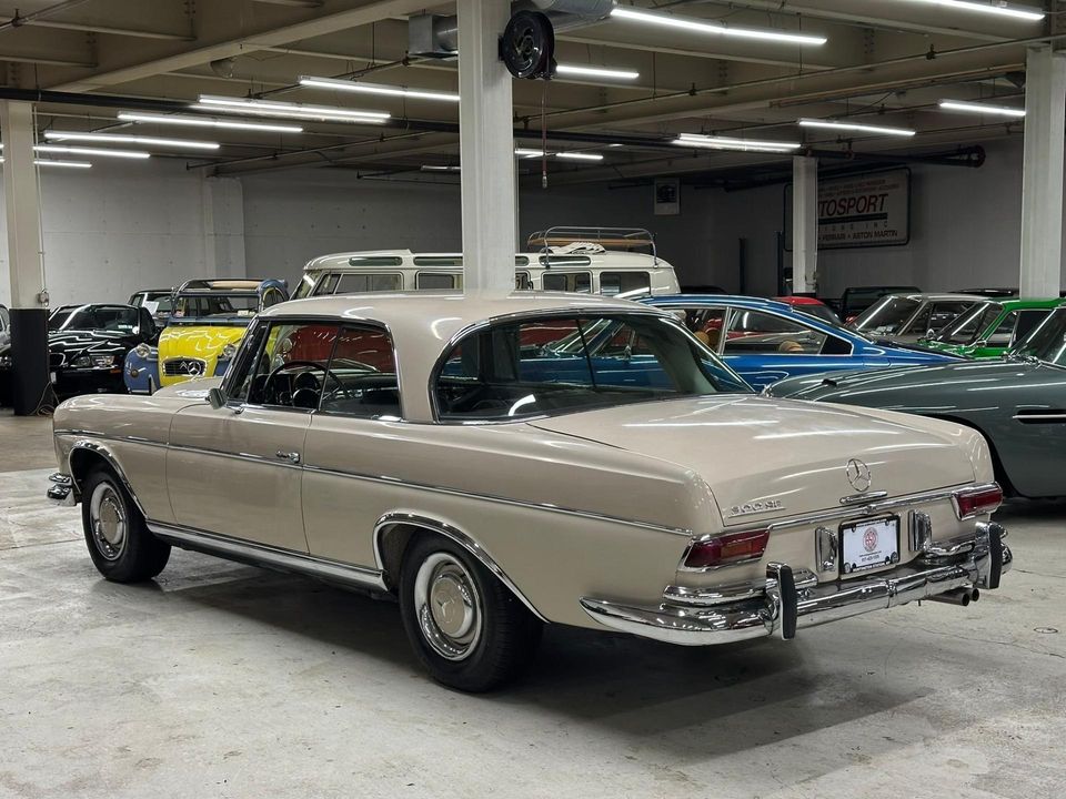 1967 Mercedes-Benz 300 SE