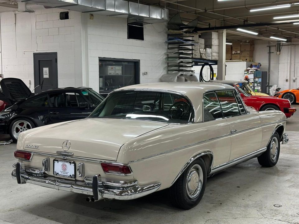 1967 Mercedes-Benz 300 SE