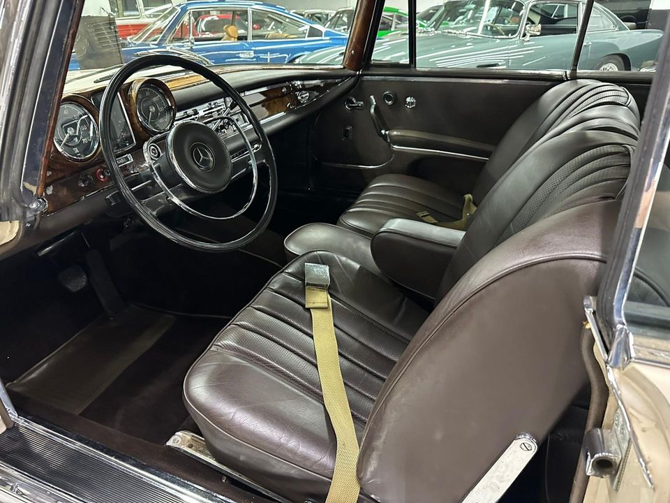 1967 Mercedes-Benz 300 SE