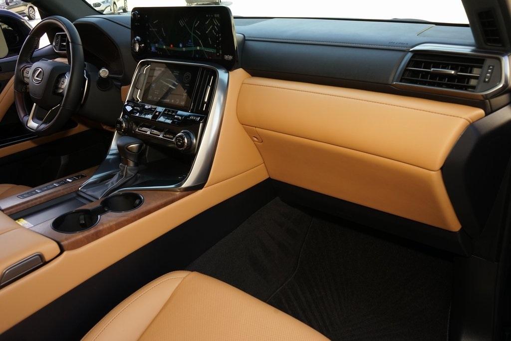 2025 Lexus LX