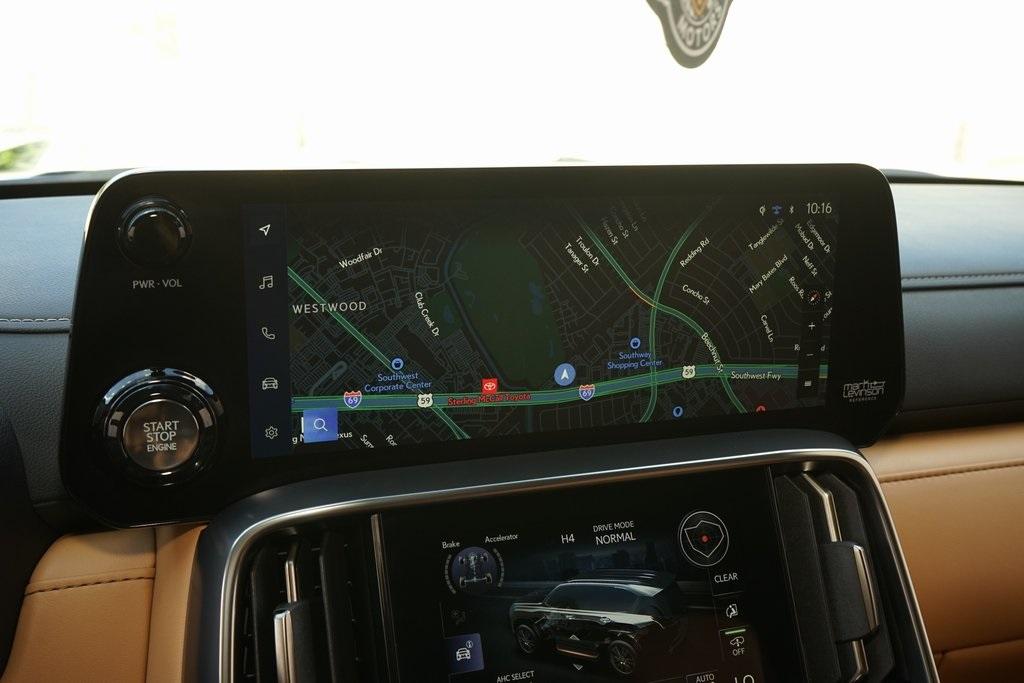 2025 Lexus LX