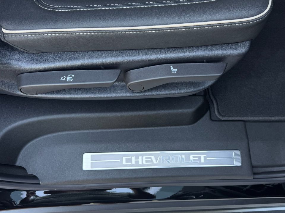 2025 Chevrolet Suburban