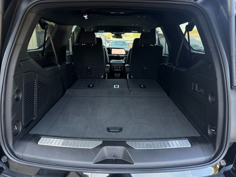2025 Chevrolet Suburban