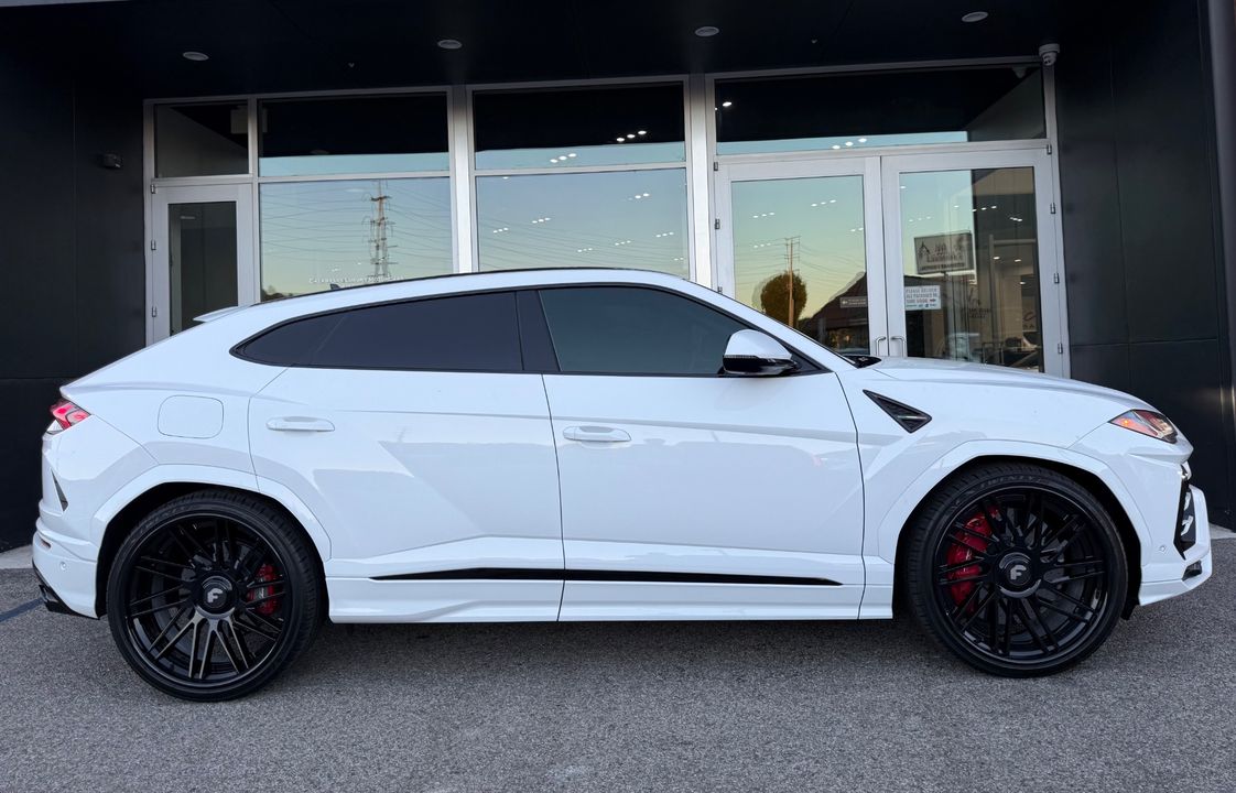 2022 Lamborghini Urus