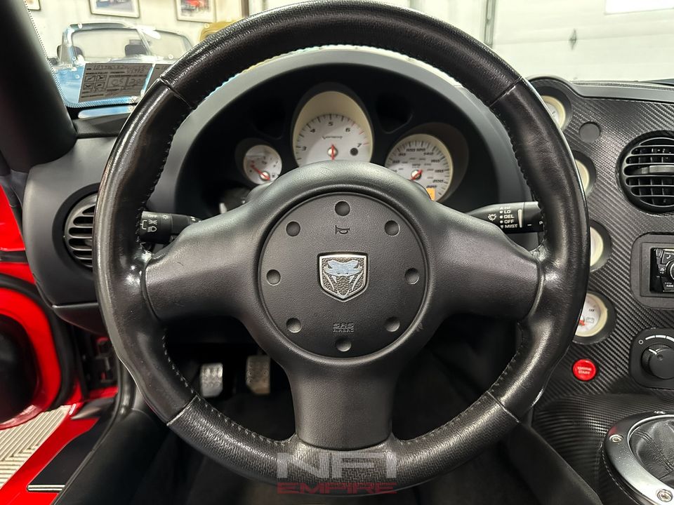 2004 Dodge Viper